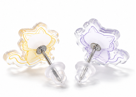 アクリルピアス